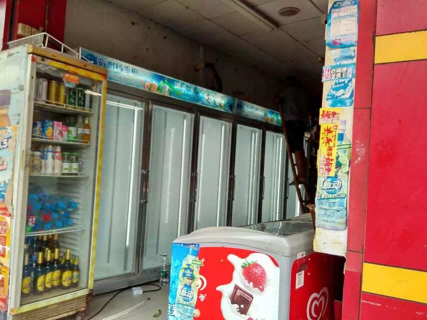 美惠佳连锁超市六门饮料冷藏展示柜